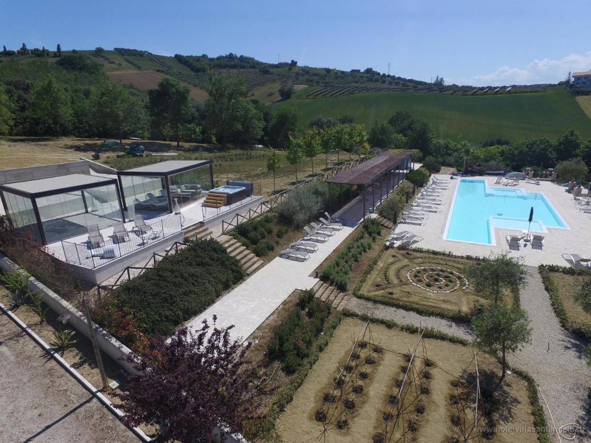 Sant'angelo 3* Alba Adriatica